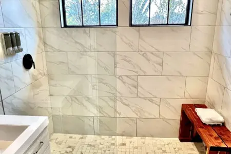Arch 3rd Bathroom