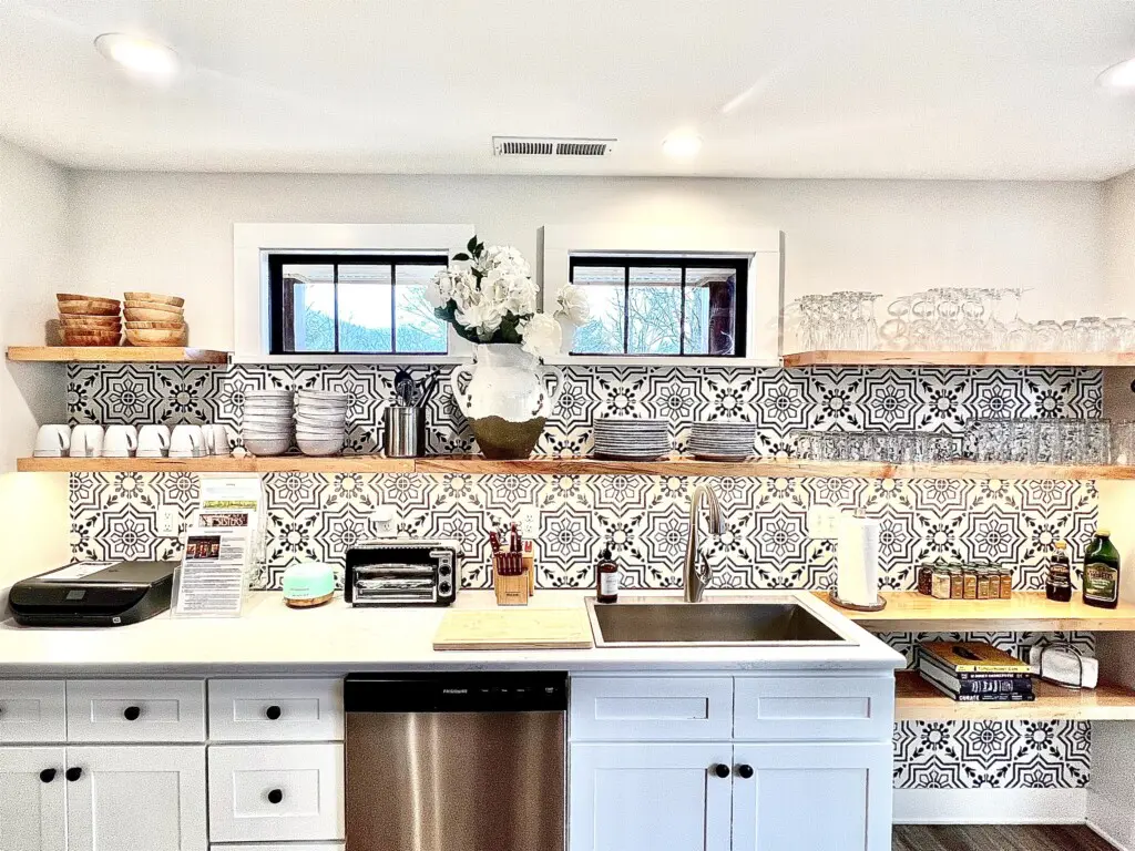 Arch Kitchen
