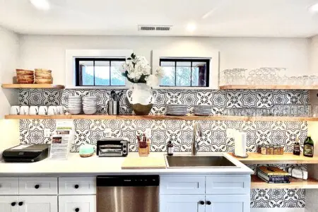 Arch Kitchen