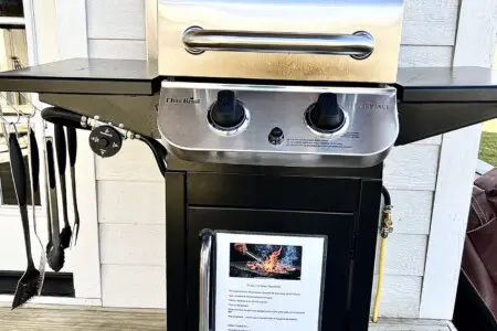 Gas grill