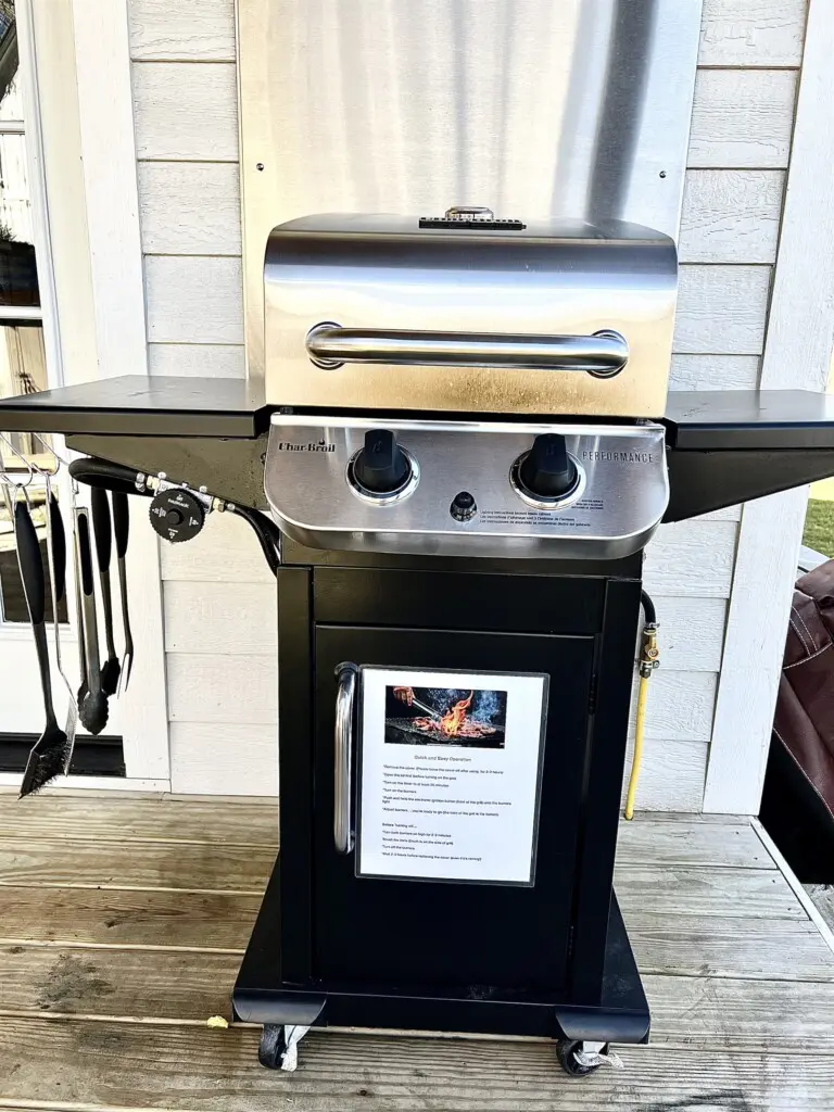 Gas grill