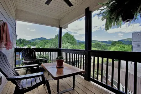 Cottage 2nd Floor Balcony