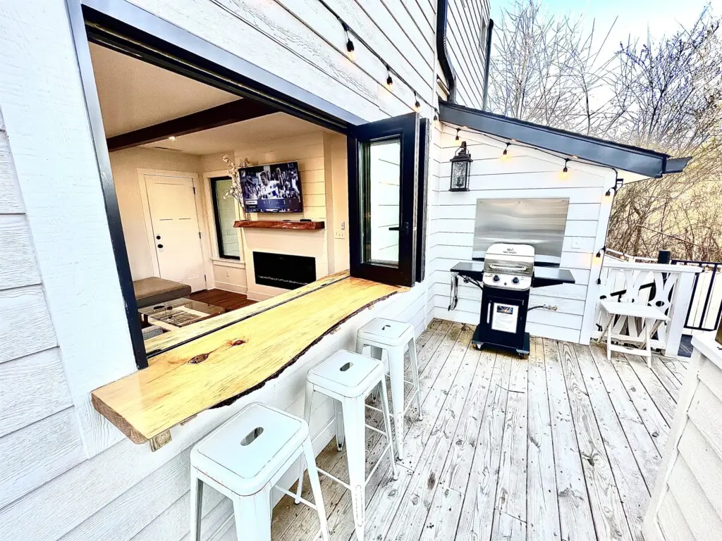 Blue Deck