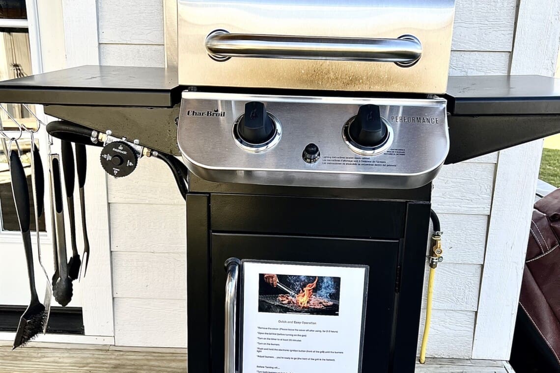 Gas grill